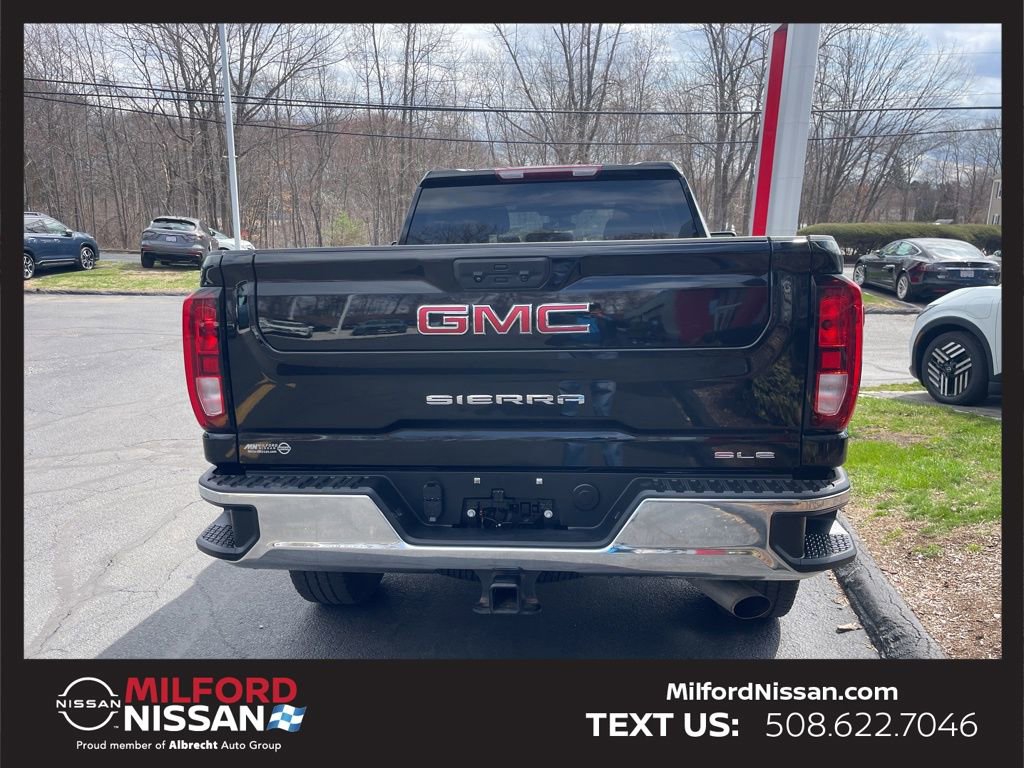 Used 2024 GMC Sierra 2500 SLE w/ SLE Value Package; image 4