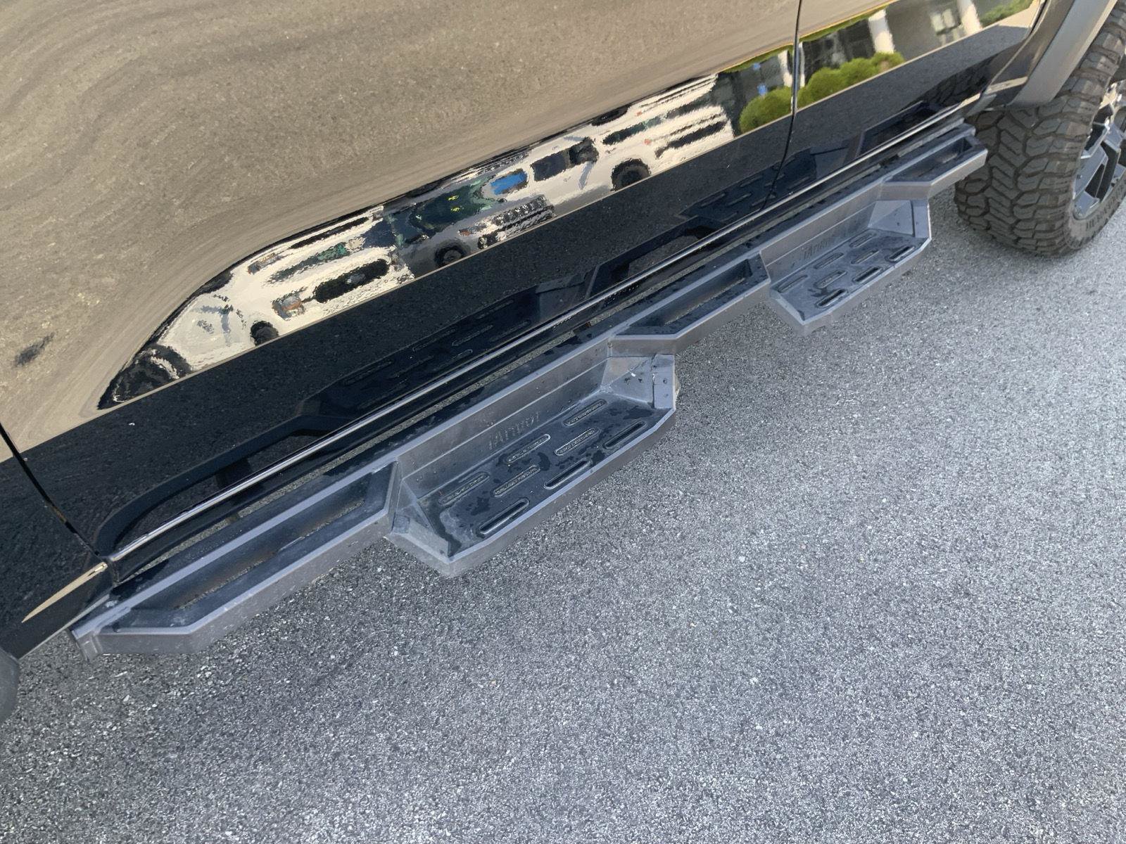 Used 2024 Chevrolet Colorado Trail Boss w/ LPO, Skid Plate Package AWD/4WD image 18