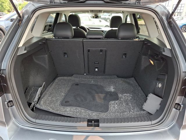 Certified 2022 Volkswagen Taos SEL AWD/4WD image 34