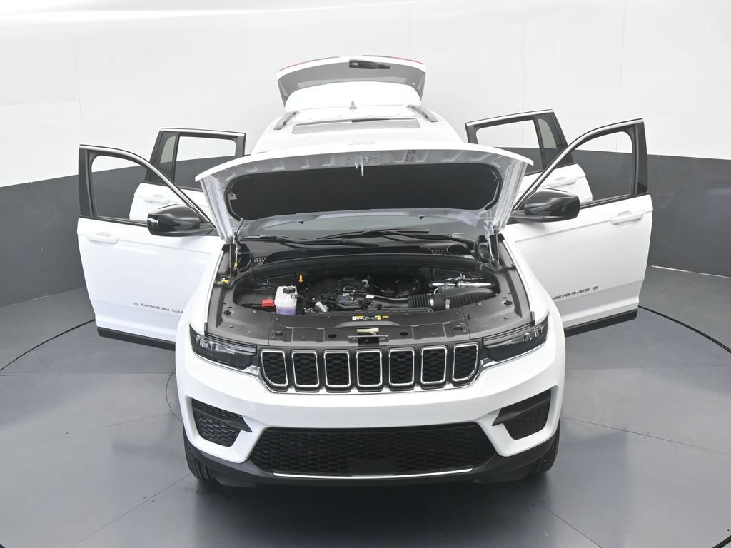 New 2026 Jeep Grand Cherokee Laredo X AWD/4WD image 68