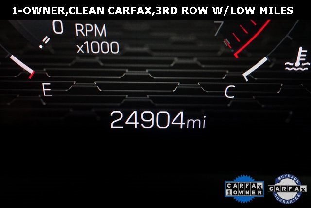 Used 2025 GMC Acadia Elevation image 7