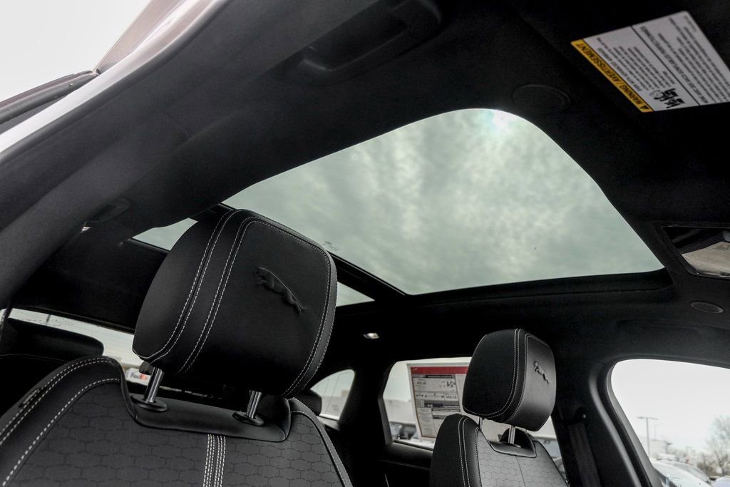 New 2026 Jaguar F-PACE R-Dynamic S image 22