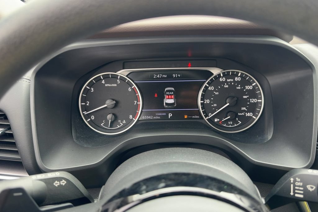 Used 2023 Nissan Rogue SV FWD image 16