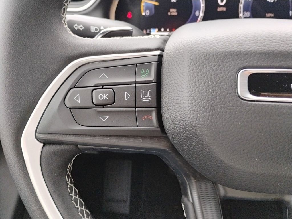 New 2025 Jeep Grand Cherokee Laredo X w/ Trailer Tow Package image 36