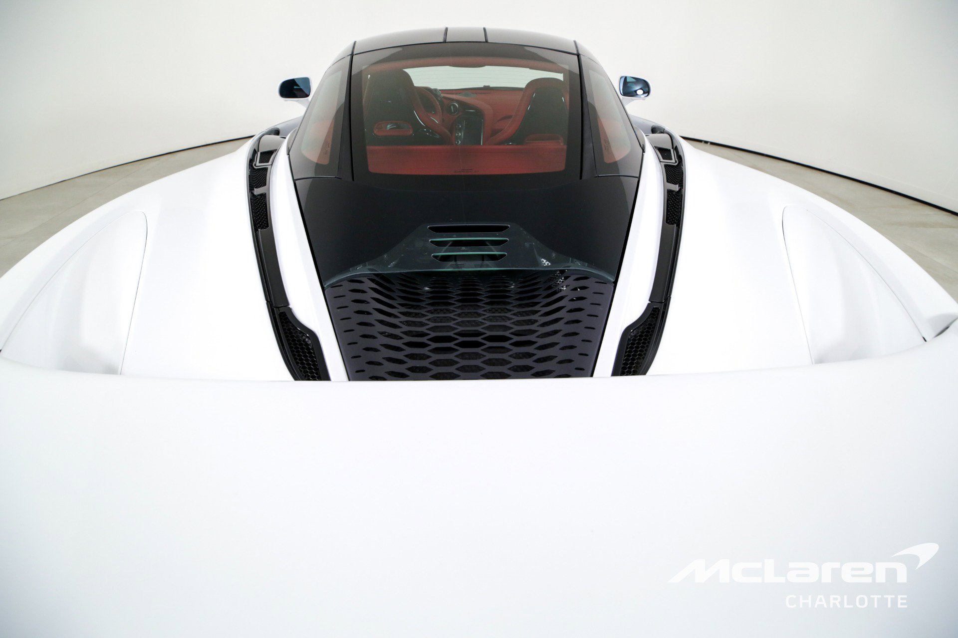Used 2024 McLaren 750S image 24