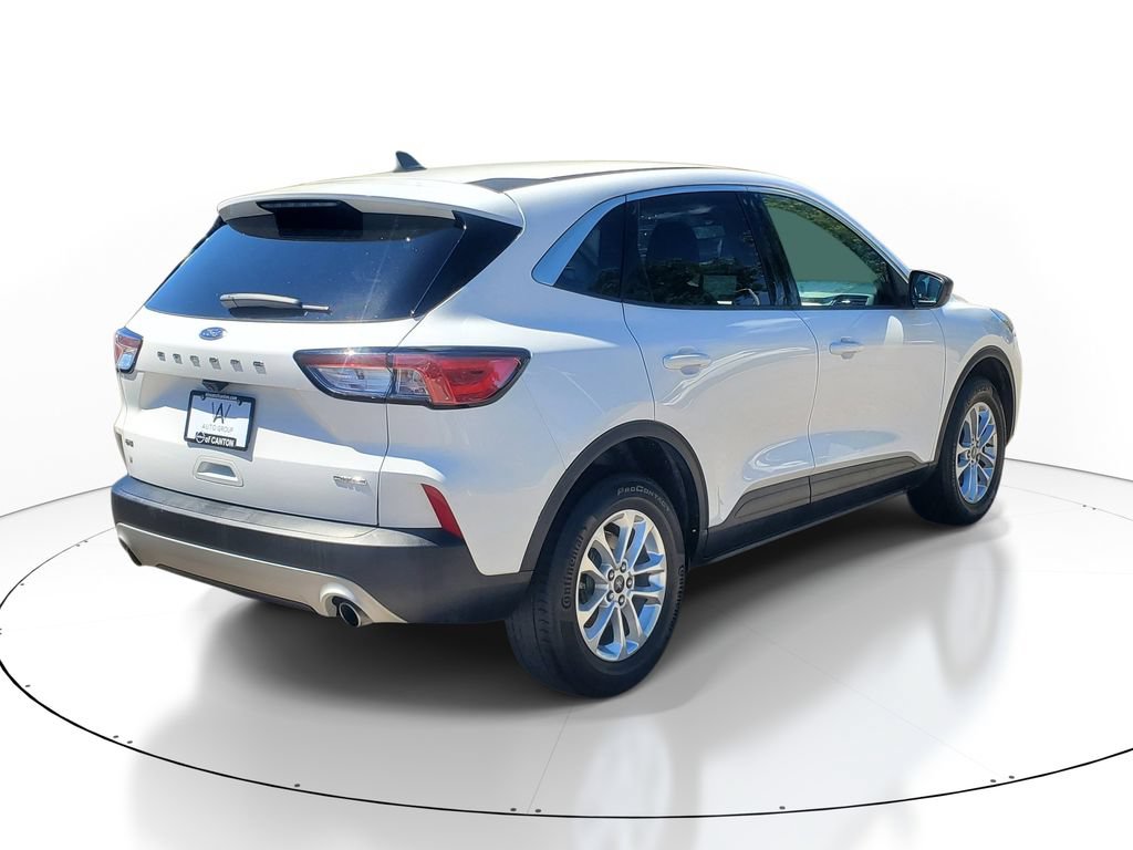 Used 2022 Ford Escape SE w/ Convenience Package AWD/4WD image 4