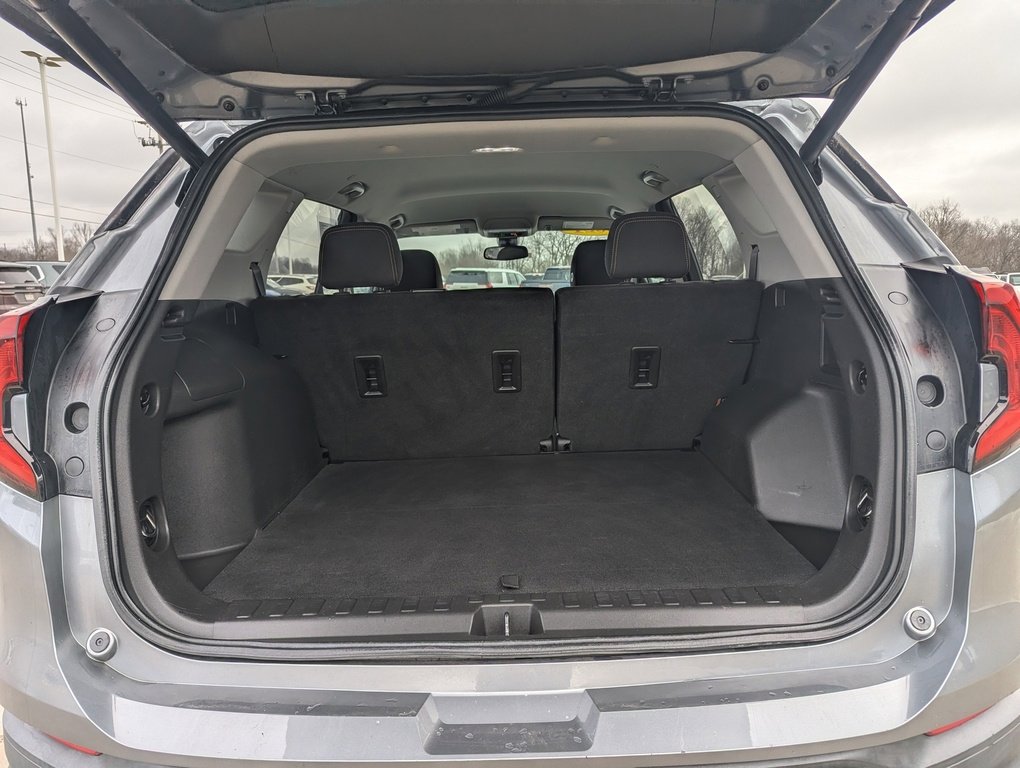 Used 2021 GMC Terrain SLE w/ Driver Convenience Package image 22