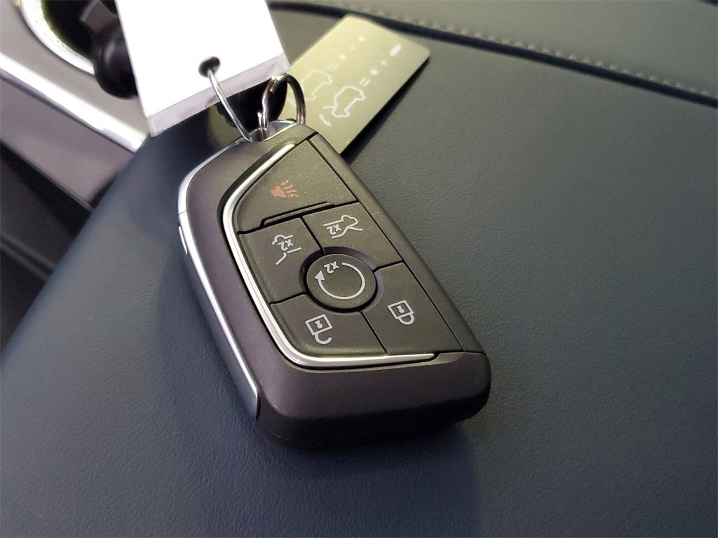 New 2026 Cadillac Escalade IQ Sport 2 w/ LPO, ONYX Package image 26