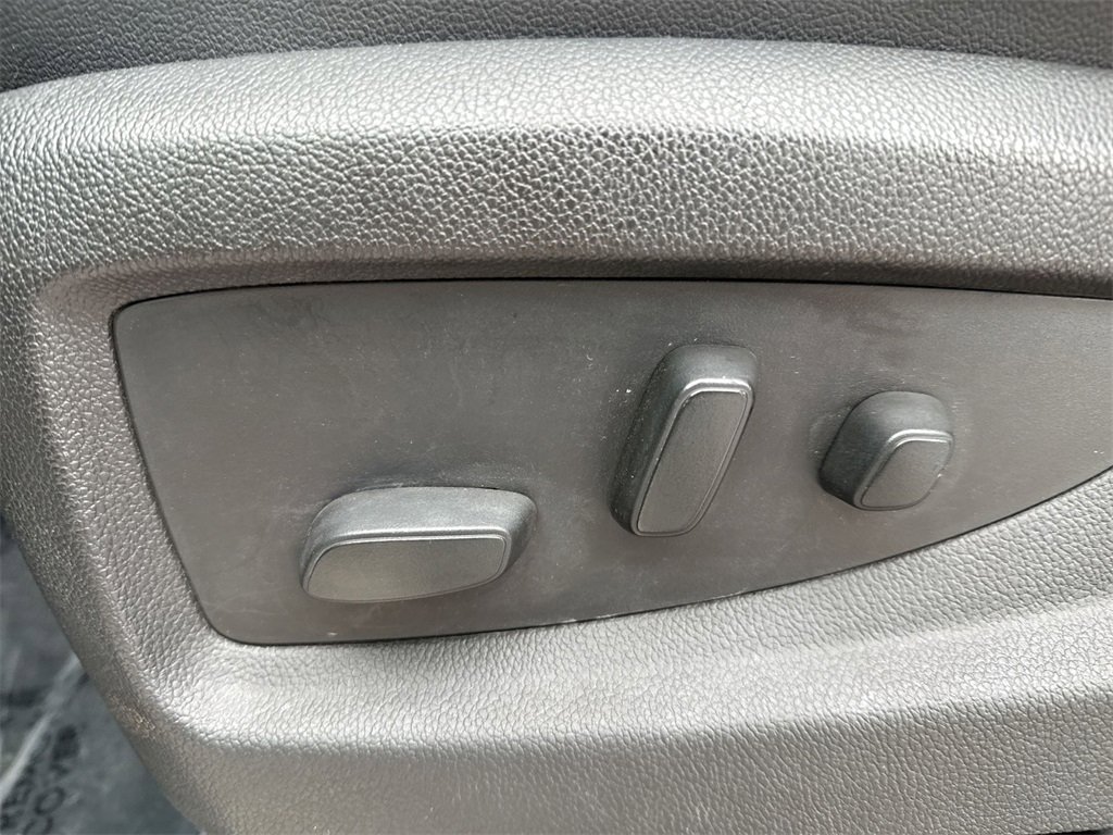 Used 2017 Chevrolet Silverado 1500 LTZ image 14