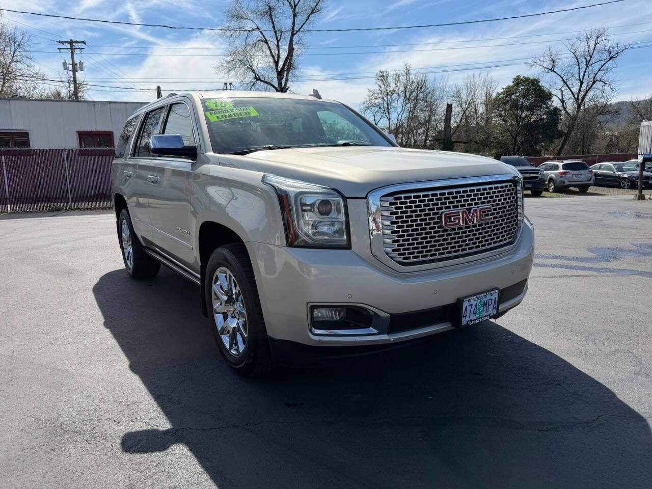 Used 2015 GMC Yukon Denali w/ Premium Package image 2