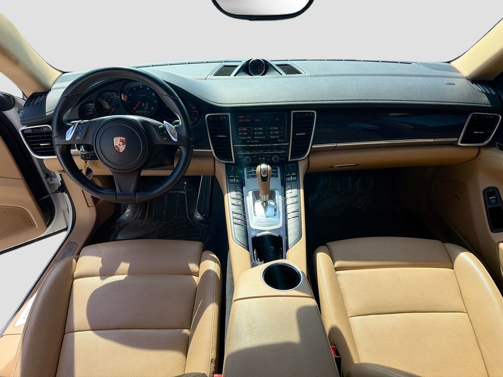 Used 2013 Porsche Panamera 4 Platinum Edition image 26