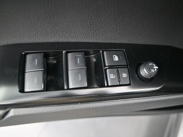 Used 2026 Toyota Camry XSE image 9