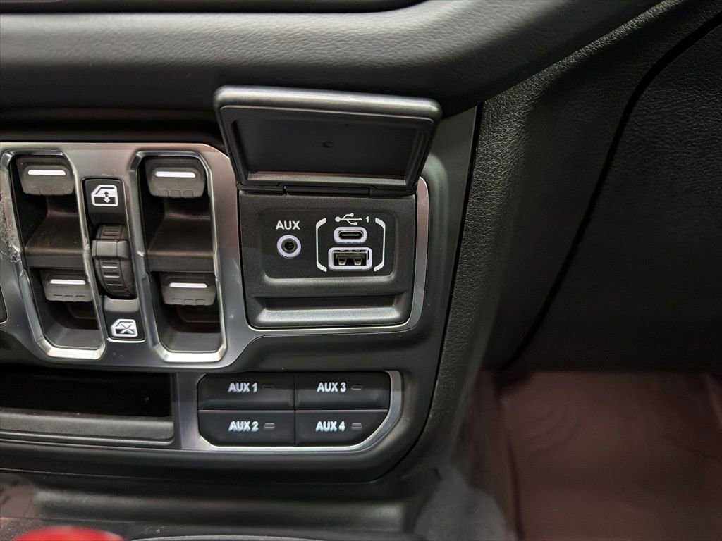 New 2026 Jeep Wrangler Sahara image 42