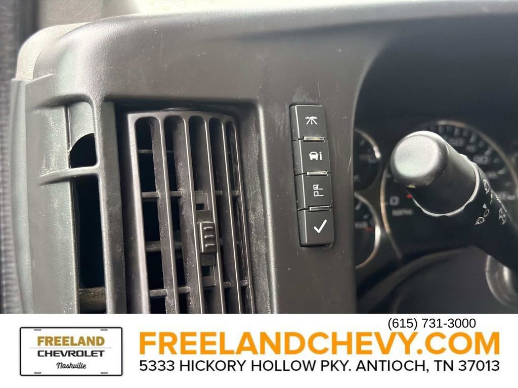 Used 2022 Chevrolet Express 3500 w/ Power Convenience Package image 24