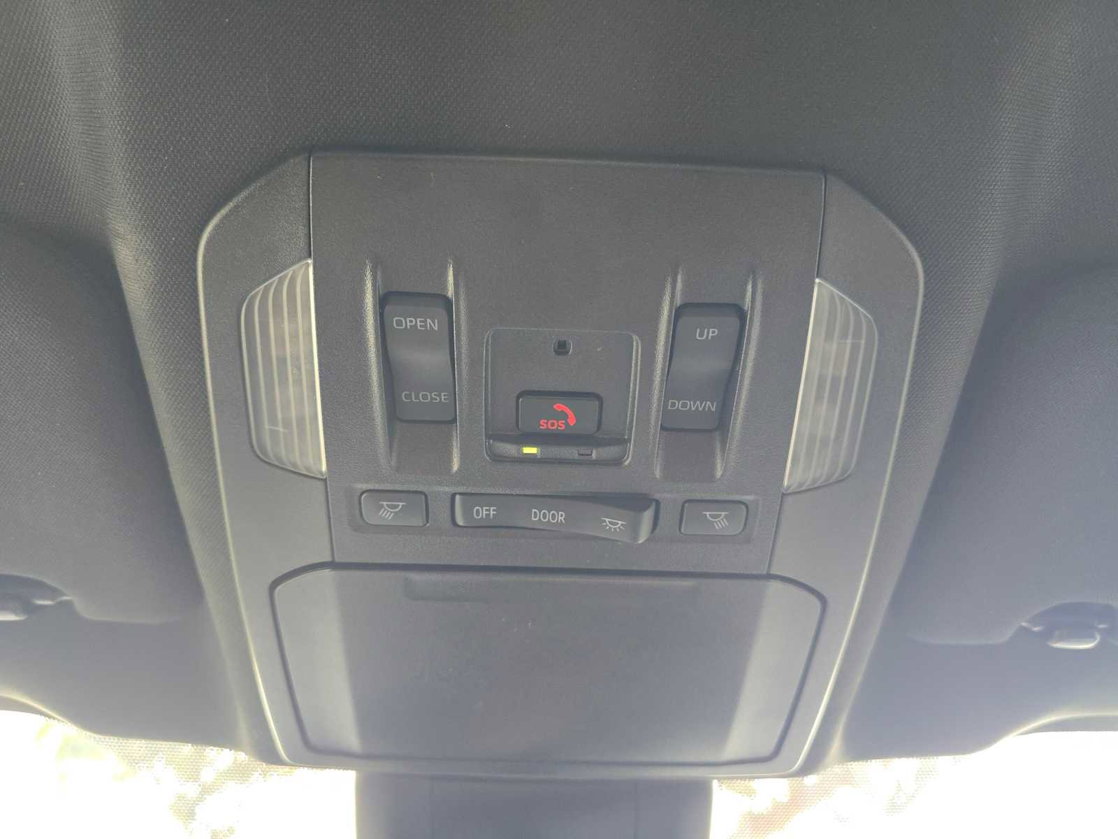 Used 2024 Toyota Highlander XSE FWD image 36