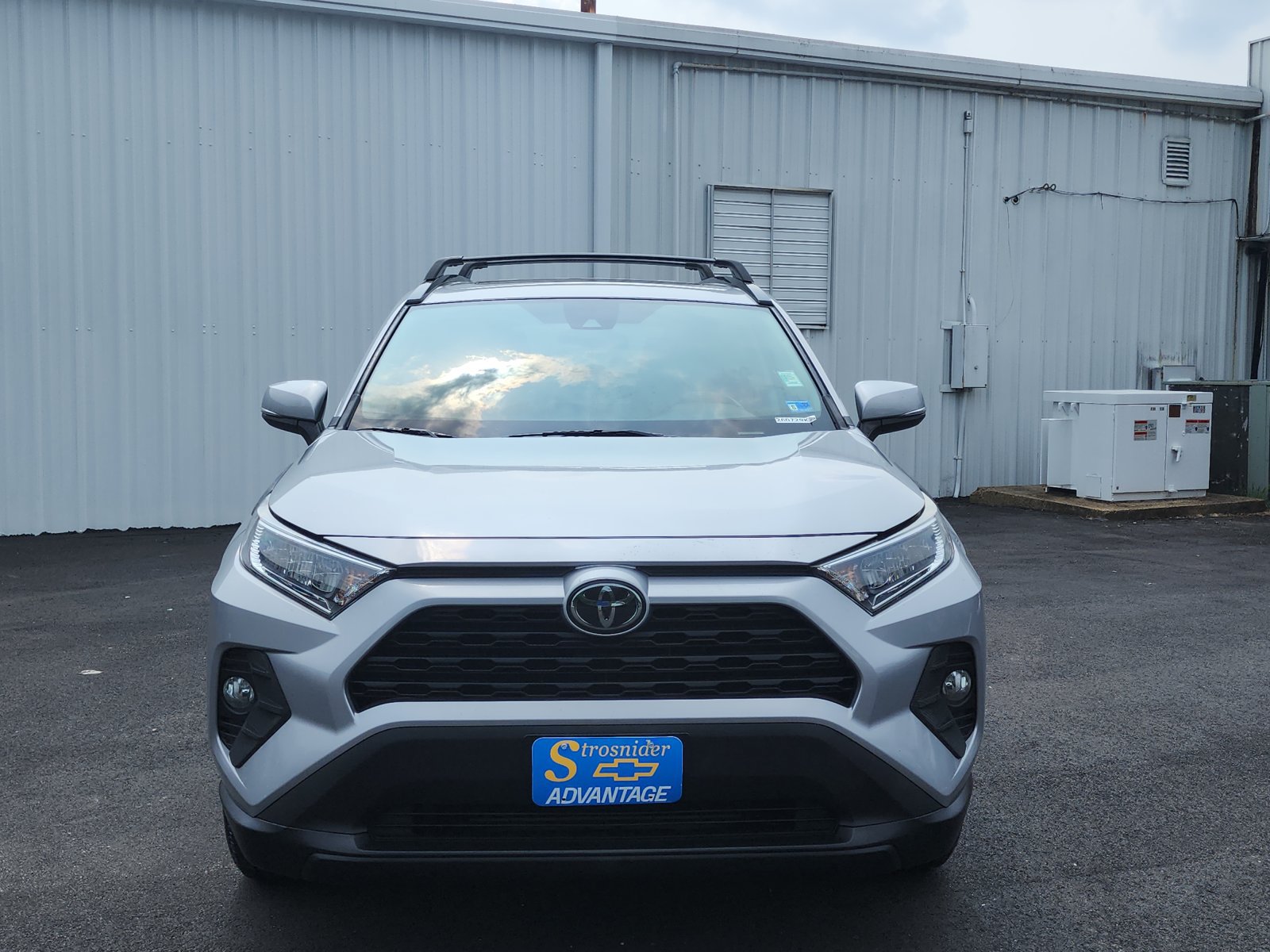 Used 2020 Toyota RAV4 XLE w/ Convenience Package AWD/4WD image 8