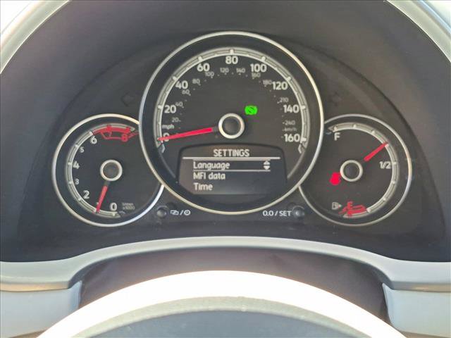 Used 2017 Volkswagen Beetle 1.8T SEL FWD image 11
