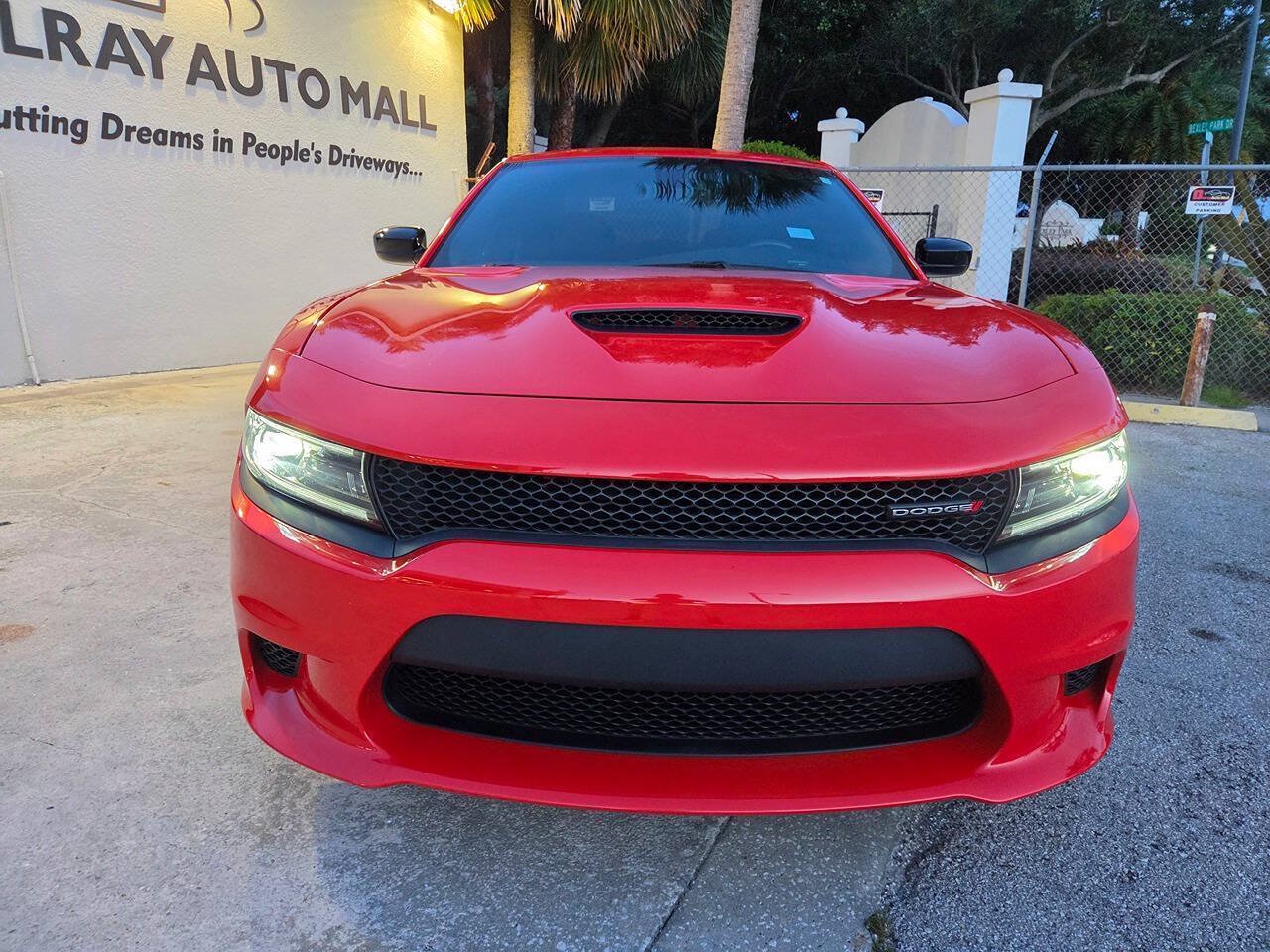 Used 2023 Dodge Charger R/T RWD image 3