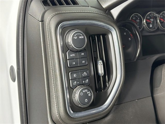 Used 2021 Chevrolet Silverado 2500 LT w/ Convenience Package image 10