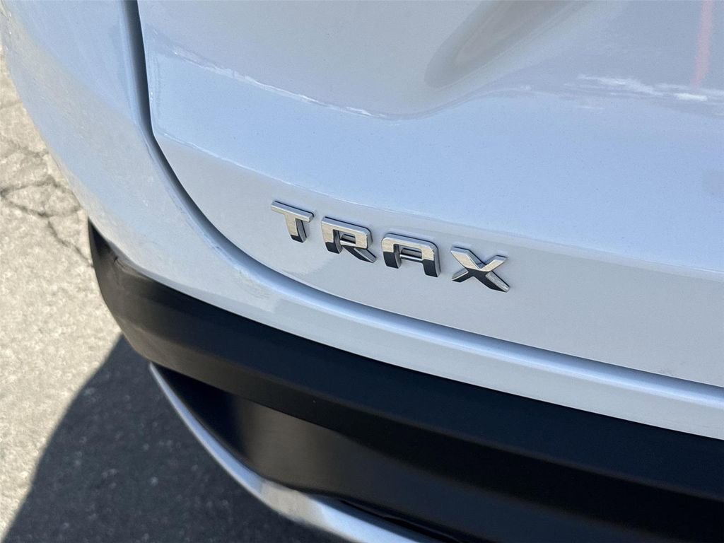 Used 2024 Chevrolet Trax LT image 28