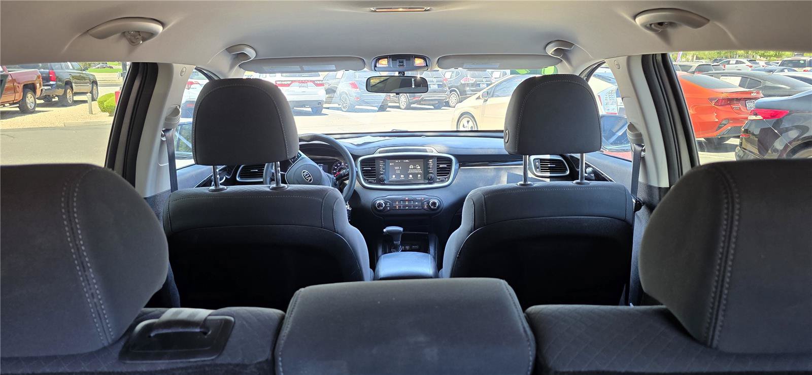 Used 2019 Kia Sorento L FWD image 11