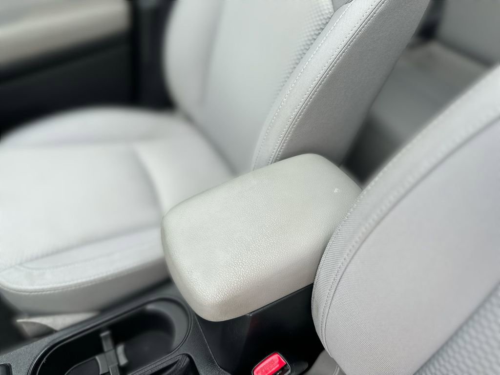Used 2016 Subaru Forester 2.5i Premium image 14