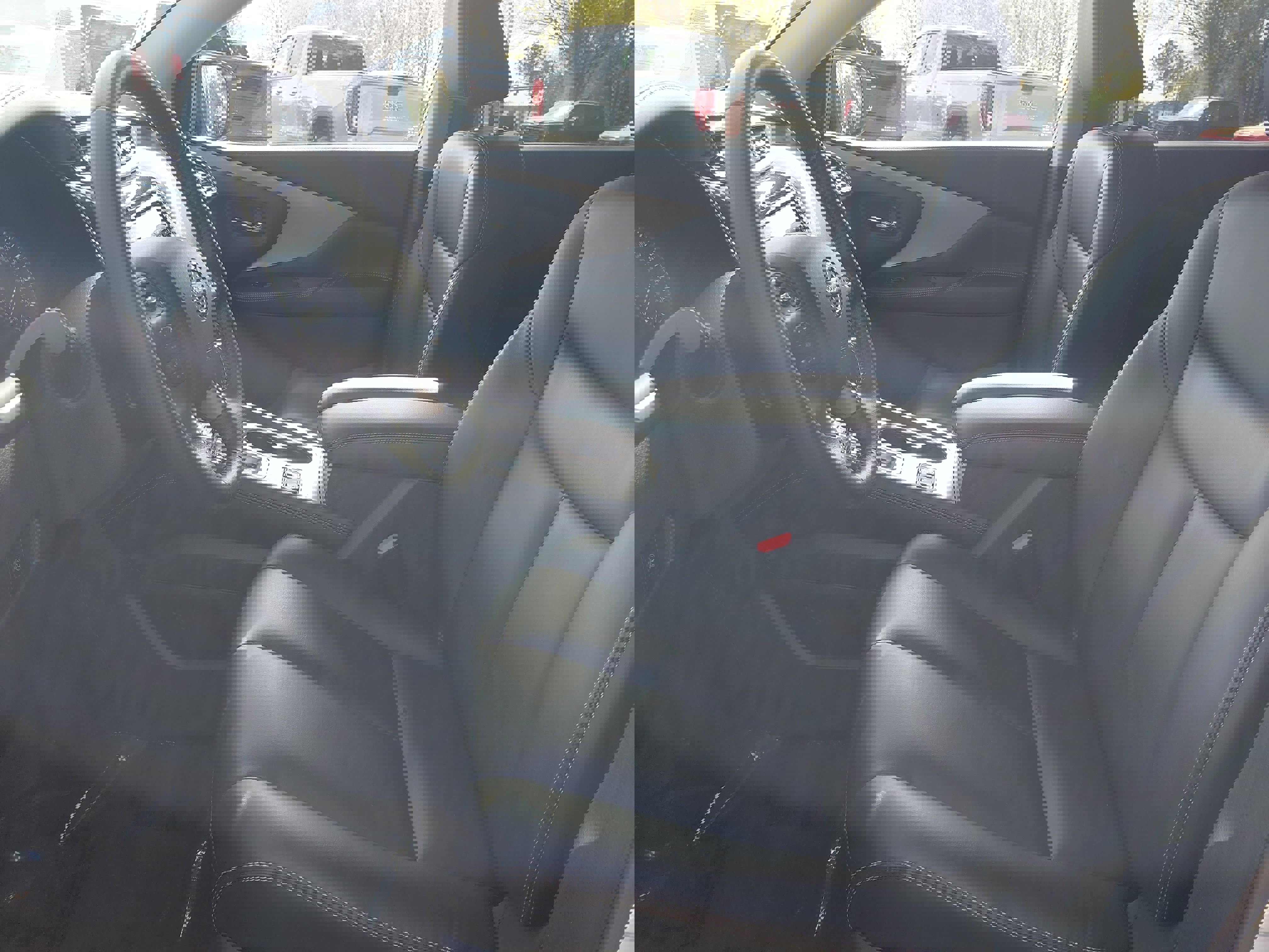 Used 2024 Nissan Murano SV image 16