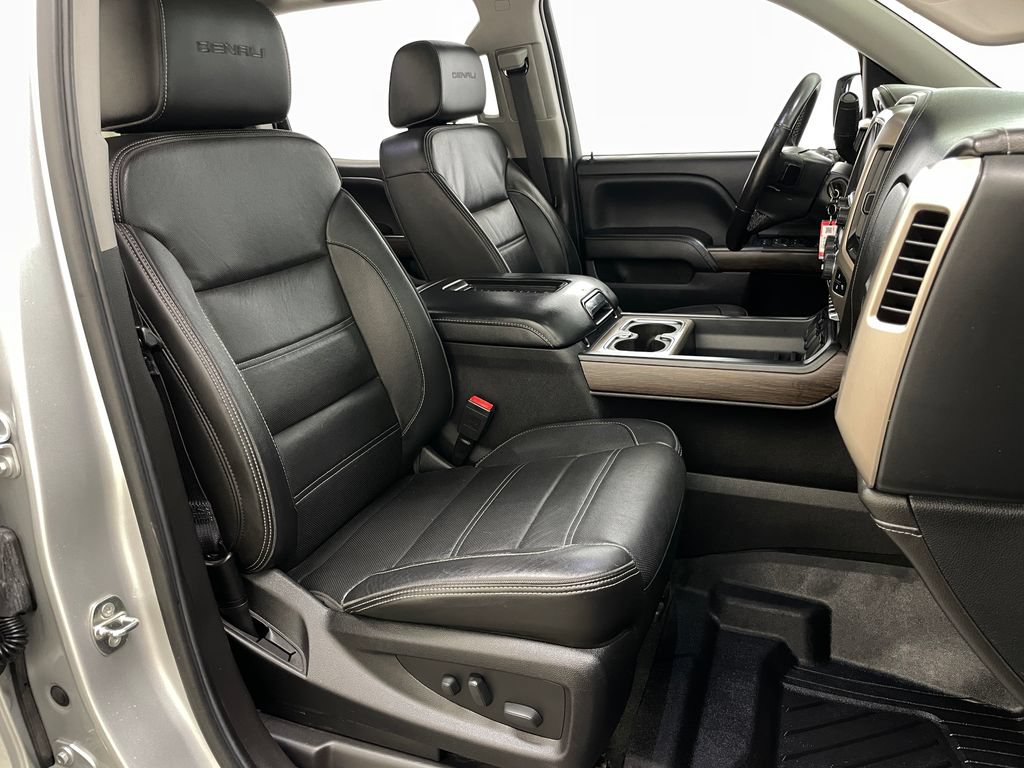 Certified 2018 GMC Sierra 1500 Denali w/ Denali Ultimate Package AWD/4WD image 43