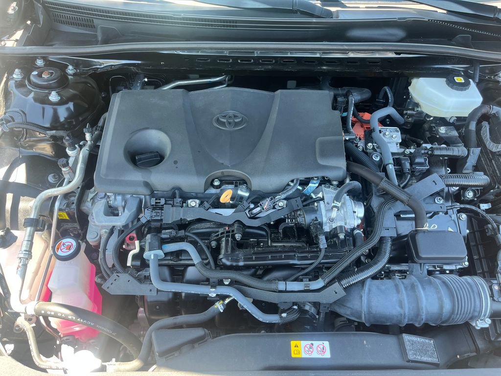 Used 2025 Toyota Camry LE w/ Convenience Package FWD image 19