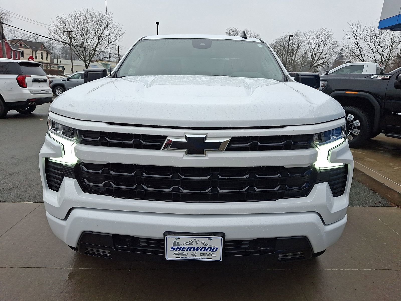 Certified 2024 Chevrolet Silverado 1500 RST AWD/4WD image 2