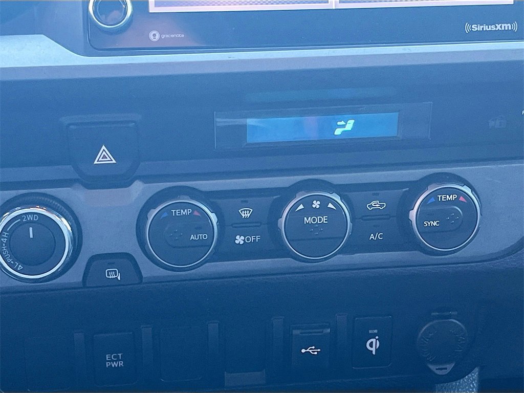 Used 2023 Toyota Tacoma TRD Off-Road image 16