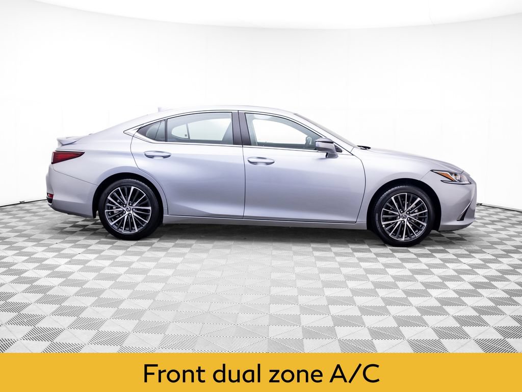 Used 2023 Lexus ES 300h w/ Premium Package FWD image 7