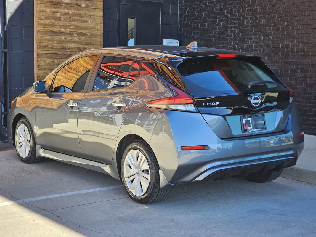 Used 2025 Nissan Leaf S FWD image 14