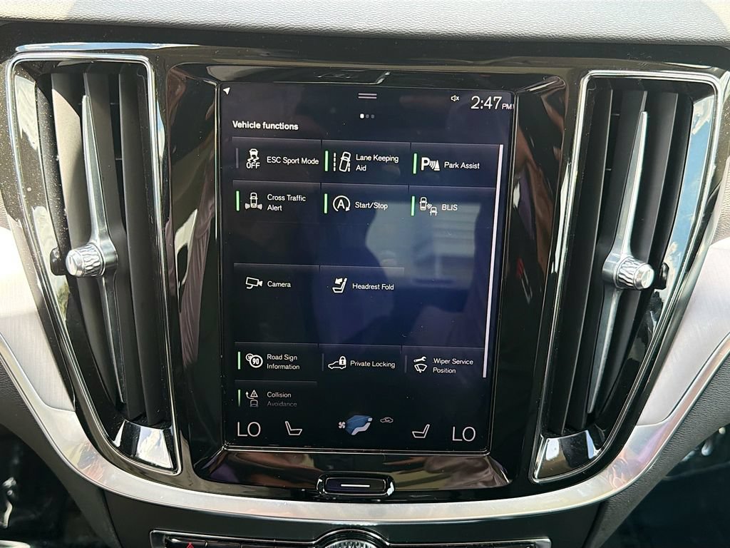 Used 2020 Volvo S60 T6 Momentum w/ Protection Package Premier AWD/4WD image 30