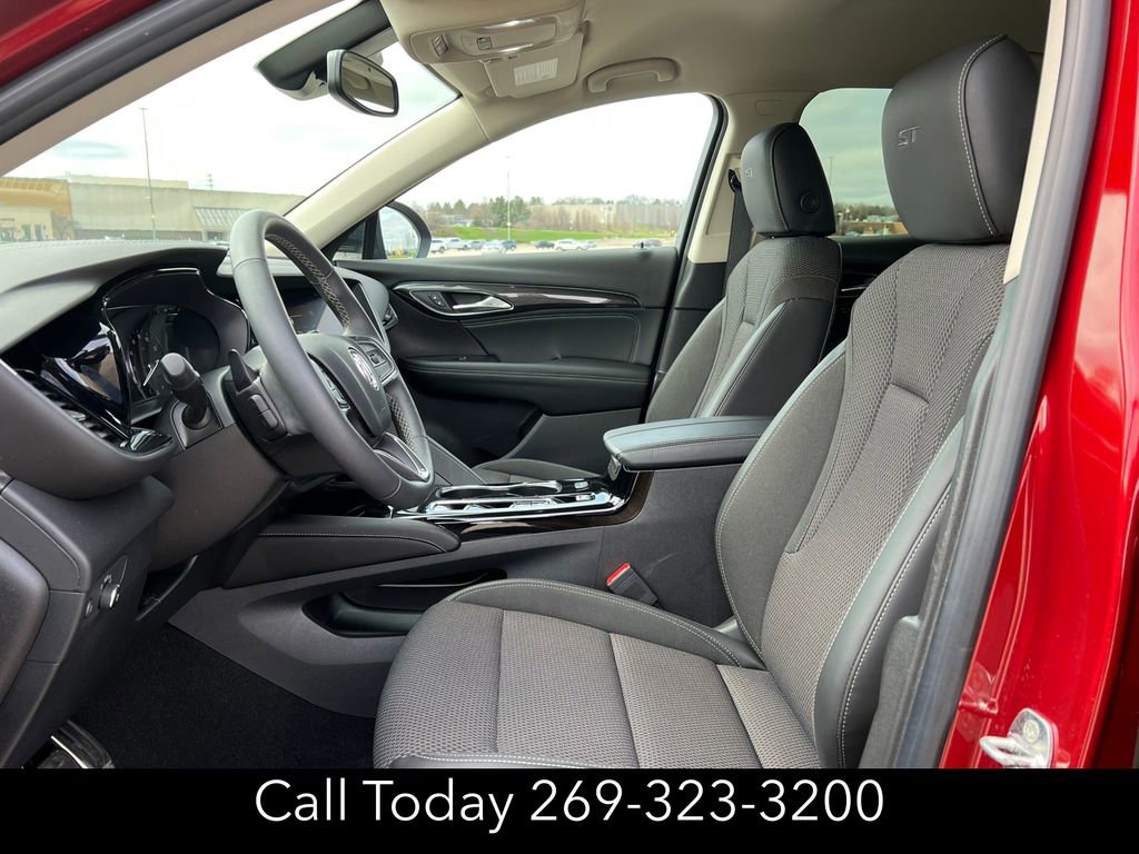 Certified 2023 Buick Envision Preferred w/ Sport Touring Package image 4