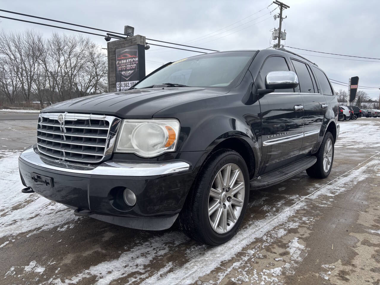 Used 2008 Chrysler Aspen Limited image 1