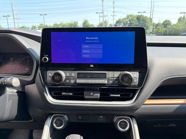 Used 2026 Toyota Grand Highlander AWD Hybrid image 18