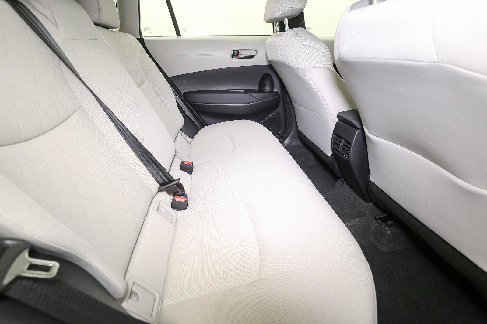 Used 2024 Toyota Corolla Cross L image 18