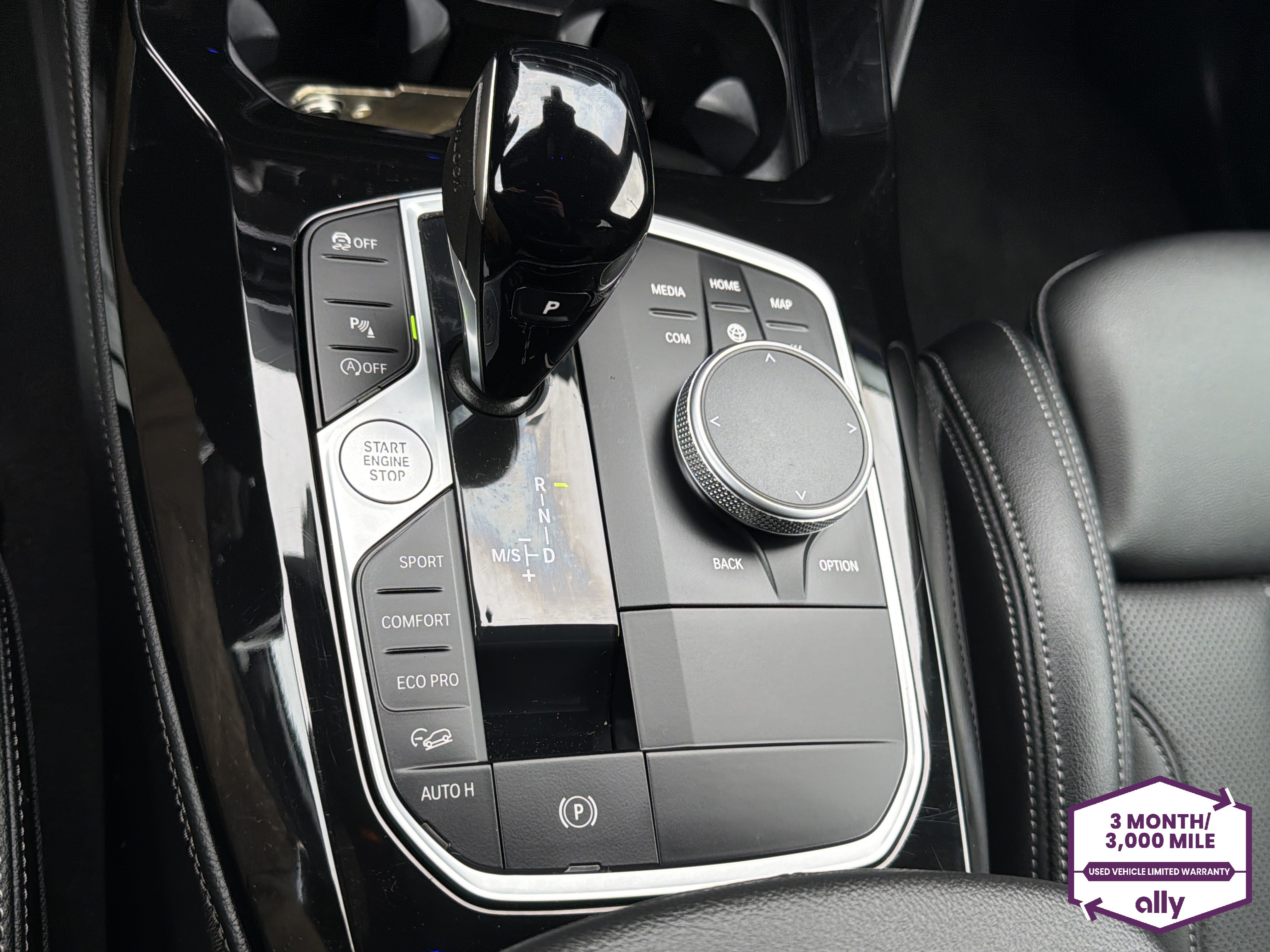 Used 2025 BMW X4 xDrive30i AWD/4WD image 24