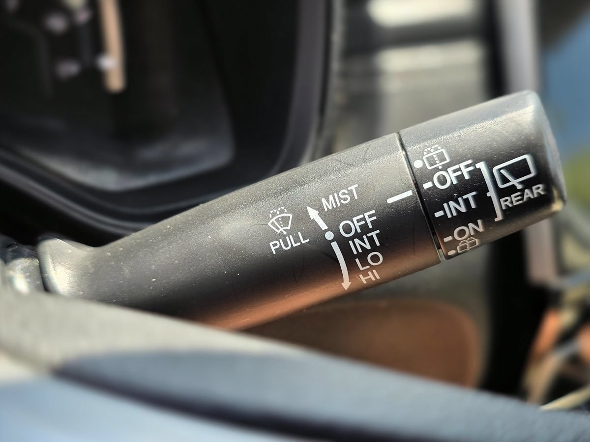 Used 2017 Honda CR-V LX image 44