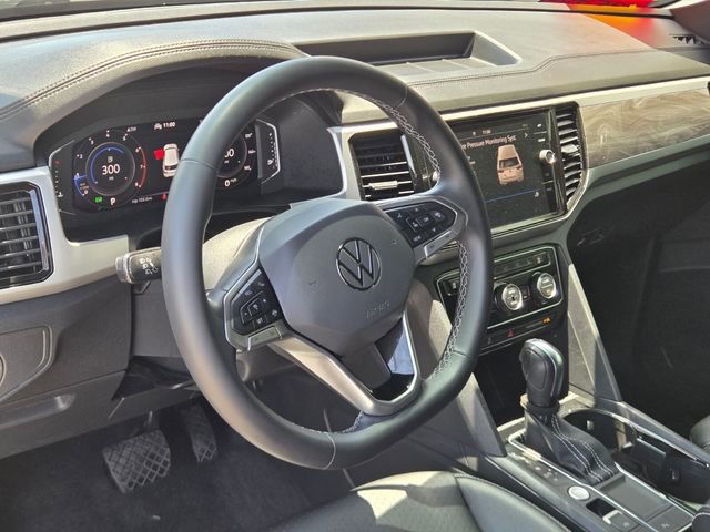 Used 2022 Volkswagen Atlas Cross Sport SE FWD image 18