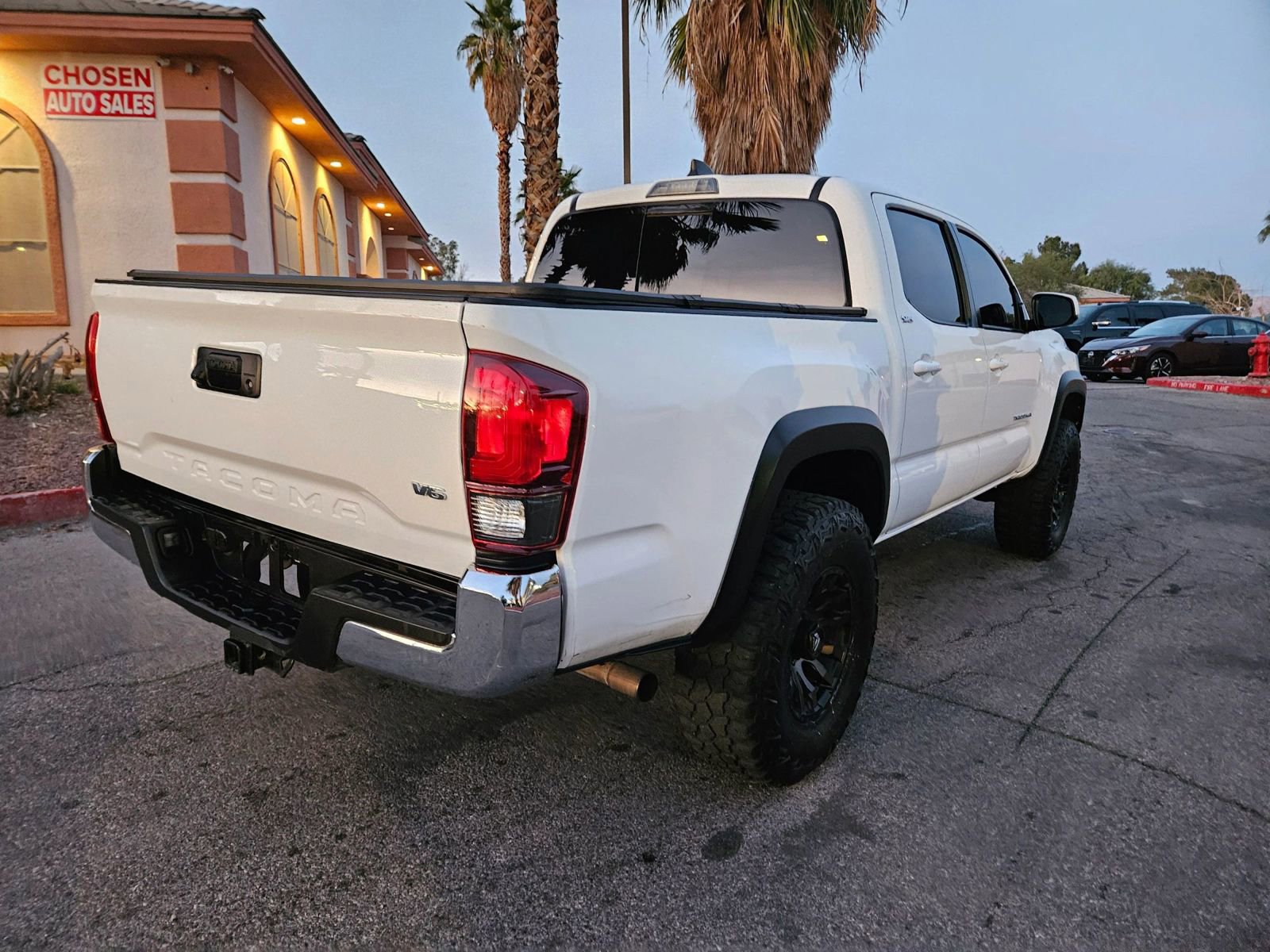 Used 2023 Toyota Tacoma SR5 image 7