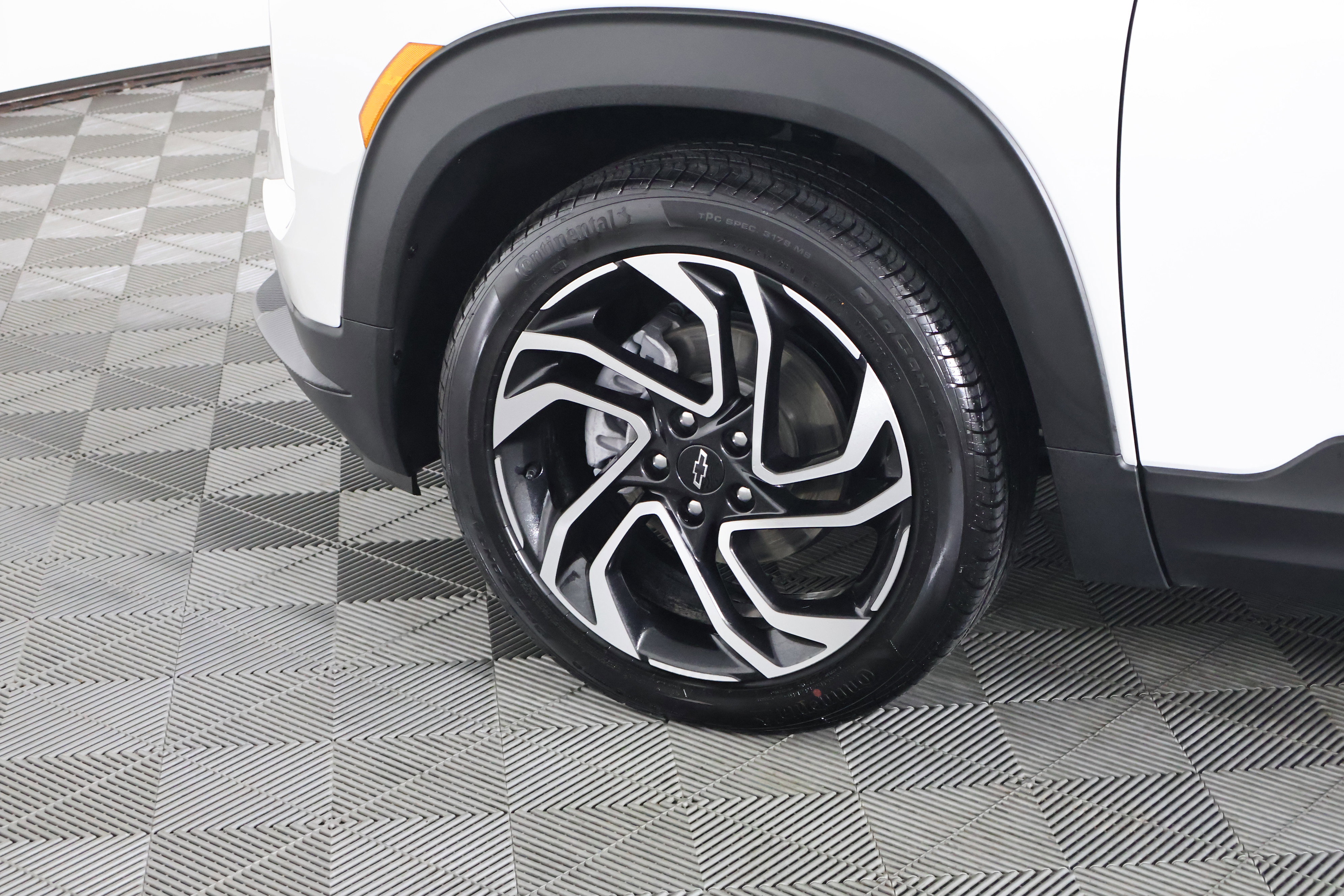 Used 2025 Chevrolet TrailBlazer RS w/ Convenience Package image 52