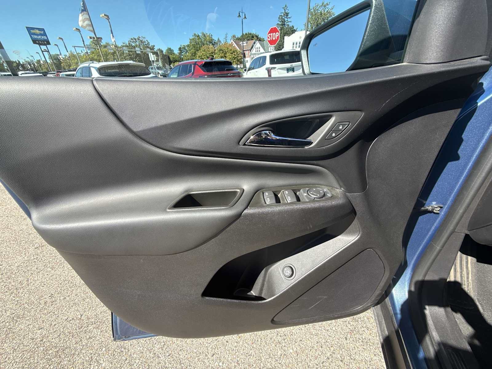 Certified 2024 Chevrolet Equinox LT AWD/4WD image 21