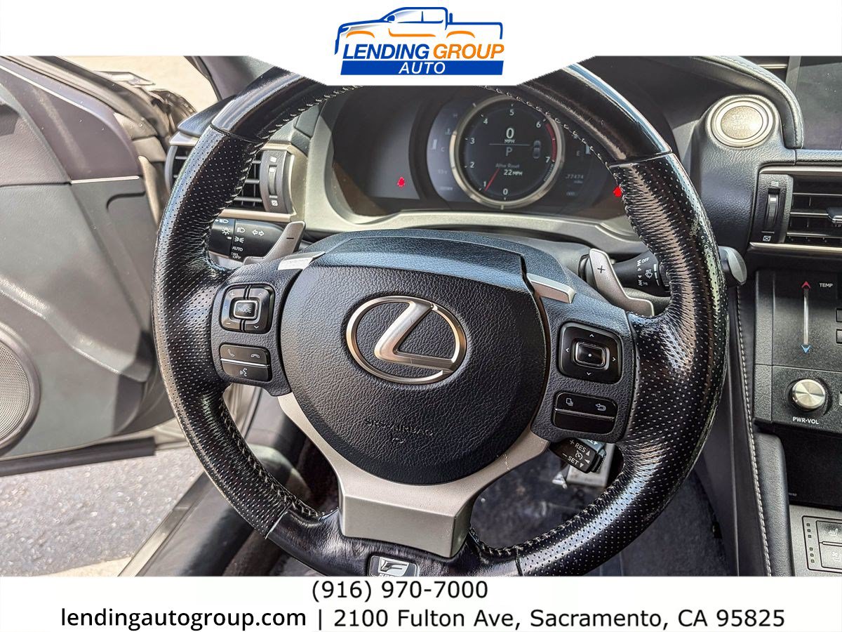 Used 2016 Lexus RC 200t RWD image 14