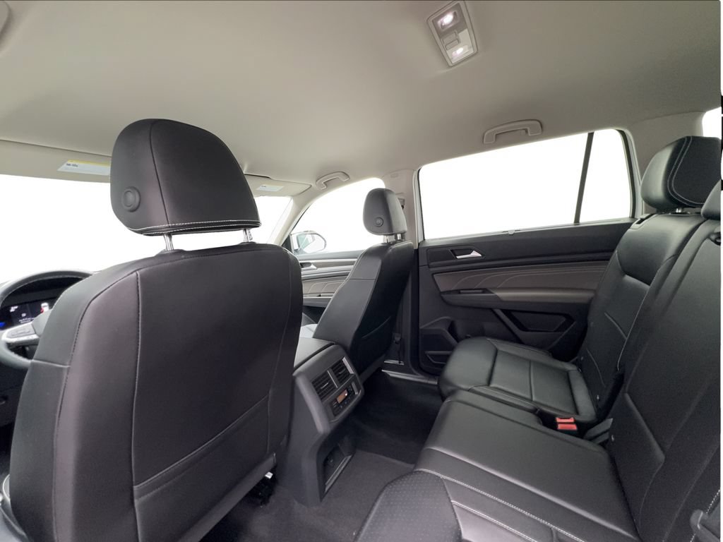 Used 2023 Volkswagen Atlas SE FWD image 25