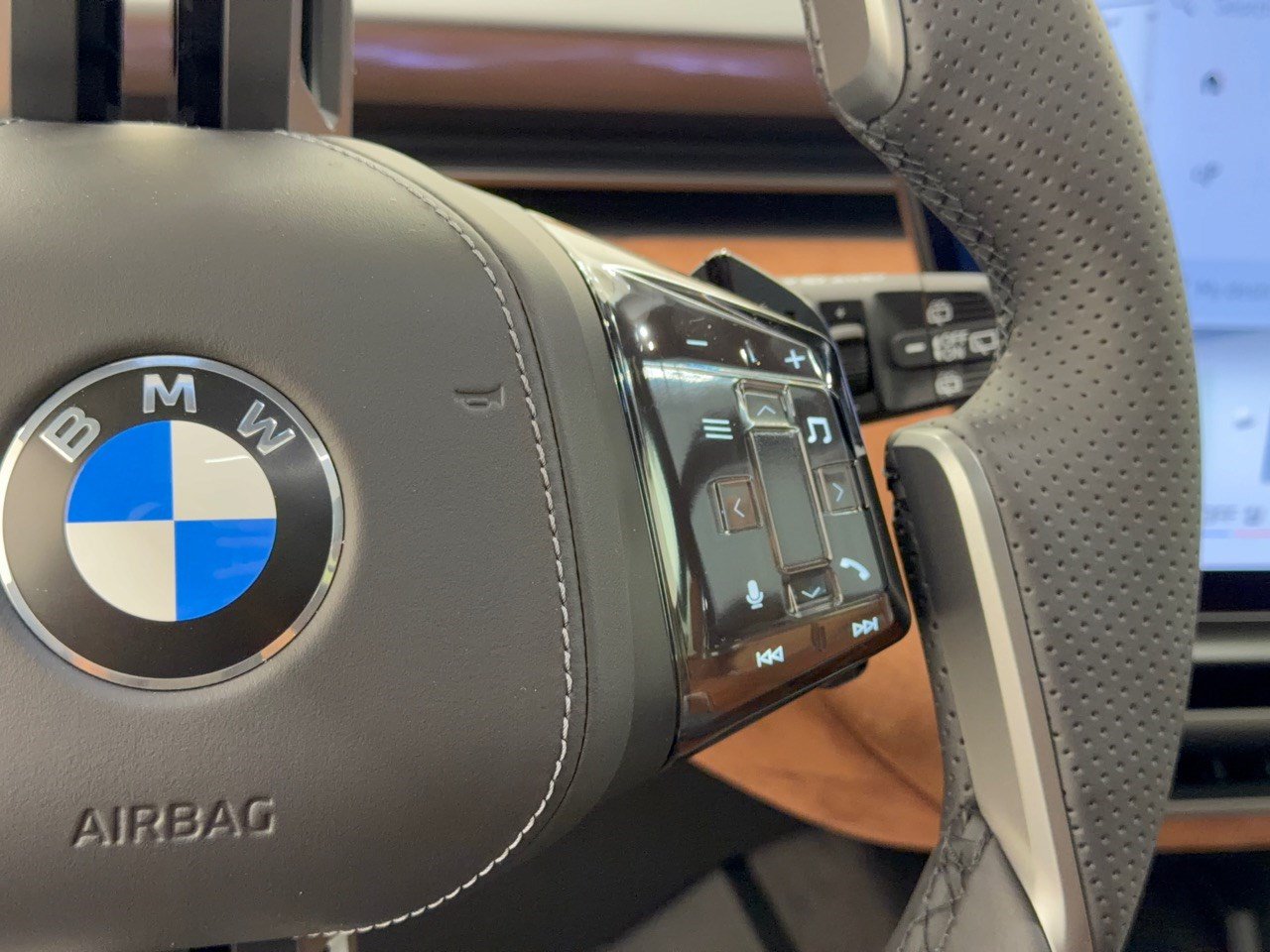New 2027 BMW X5 xDrive40i w/ M Sport Package AWD/4WD image 19