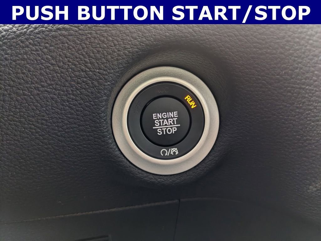 New 2026 Chrysler Pacifica Select w/ S Appearance Package image 14