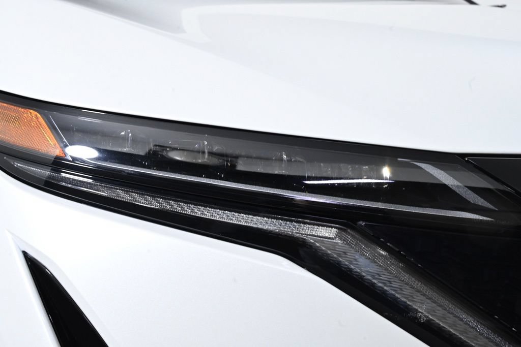 Certified 2023 Nissan Ariya FWD image 10