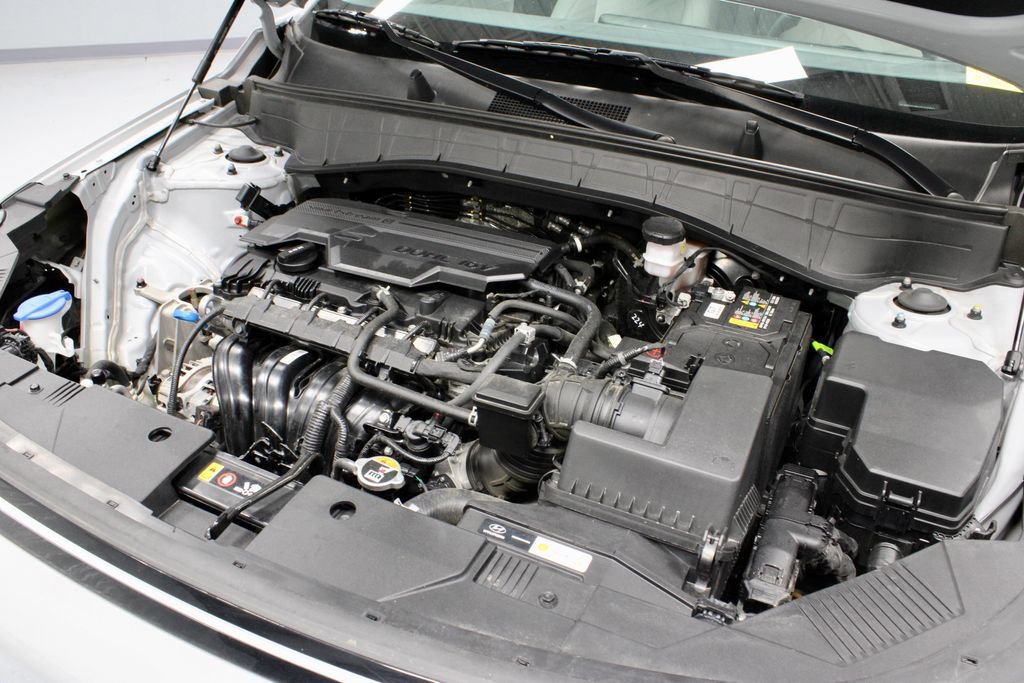 Certified 2025 Hyundai Kona SEL FWD image 17